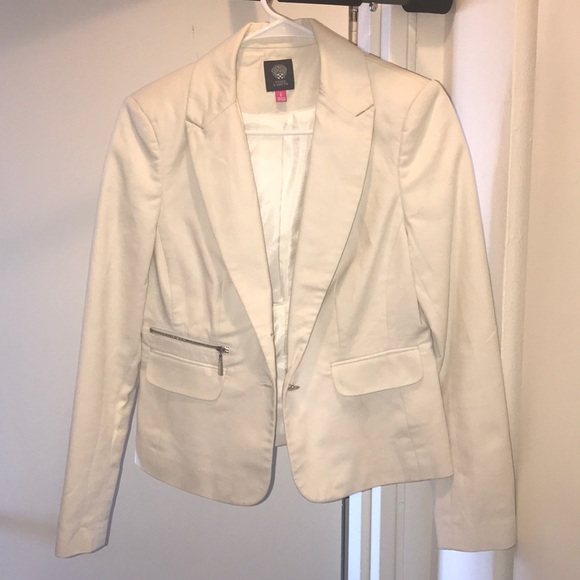White Blazer from Vince Camuto - Picture 1 of 2